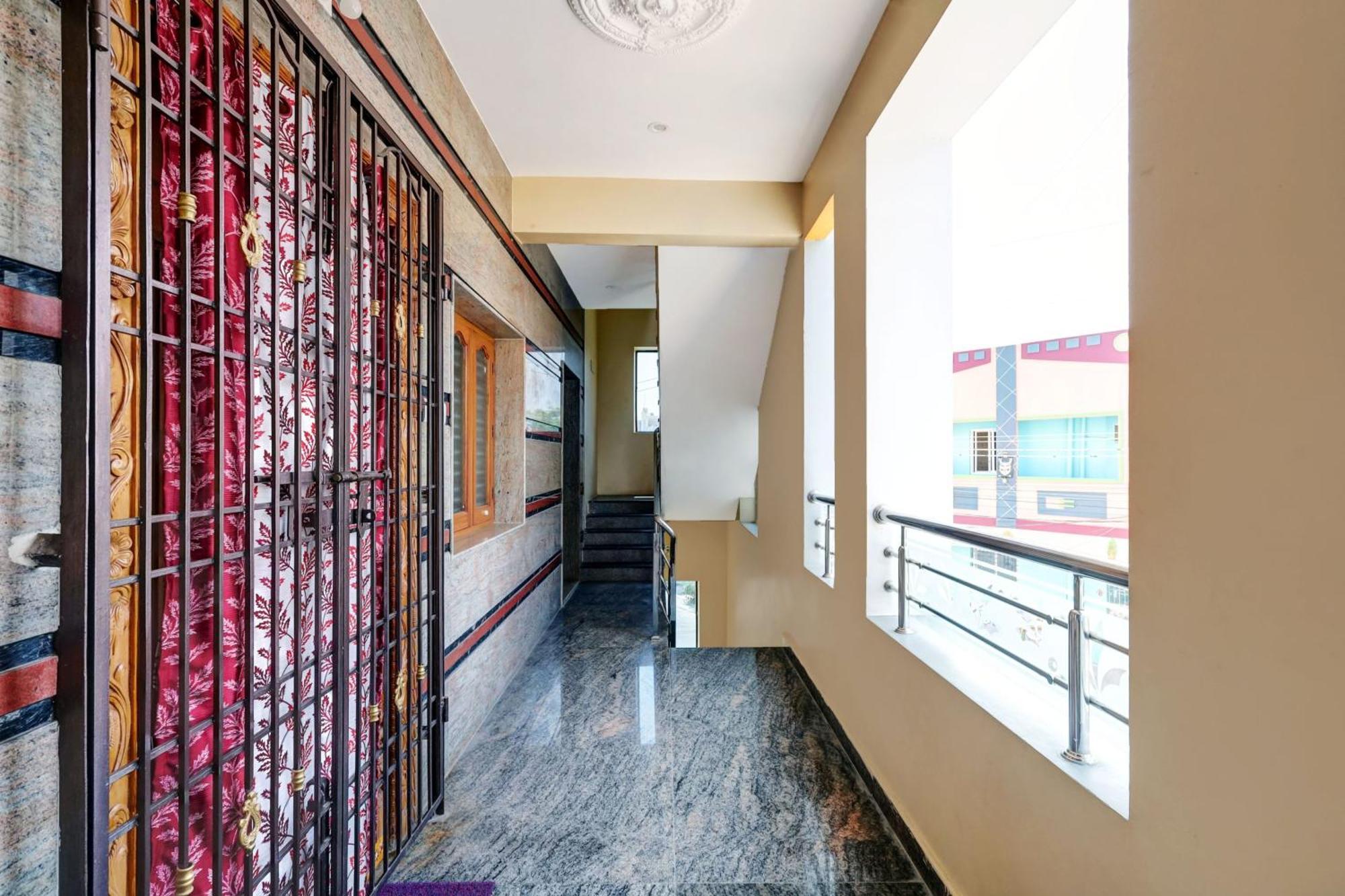 Sri Sakthi Home Stay - Beyond The Expectations- 10 To 15 Minutes Drive From Railway Station And Bus Station Tirupati Exterior foto
